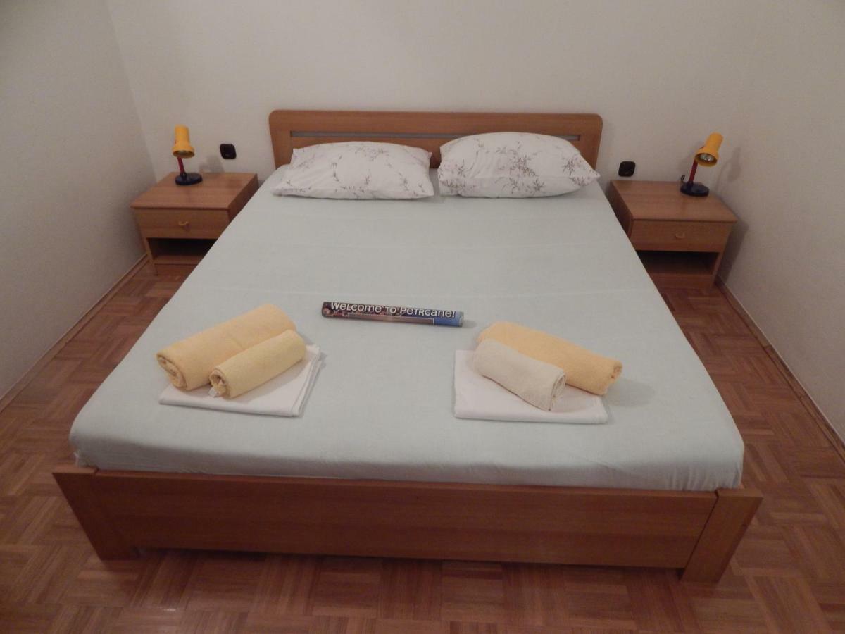 Duje Apartment *